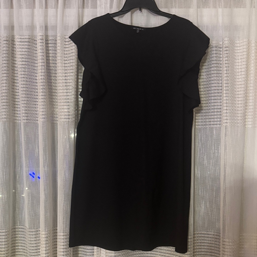 Chic Black Ruffle Sleeve Mini Dress